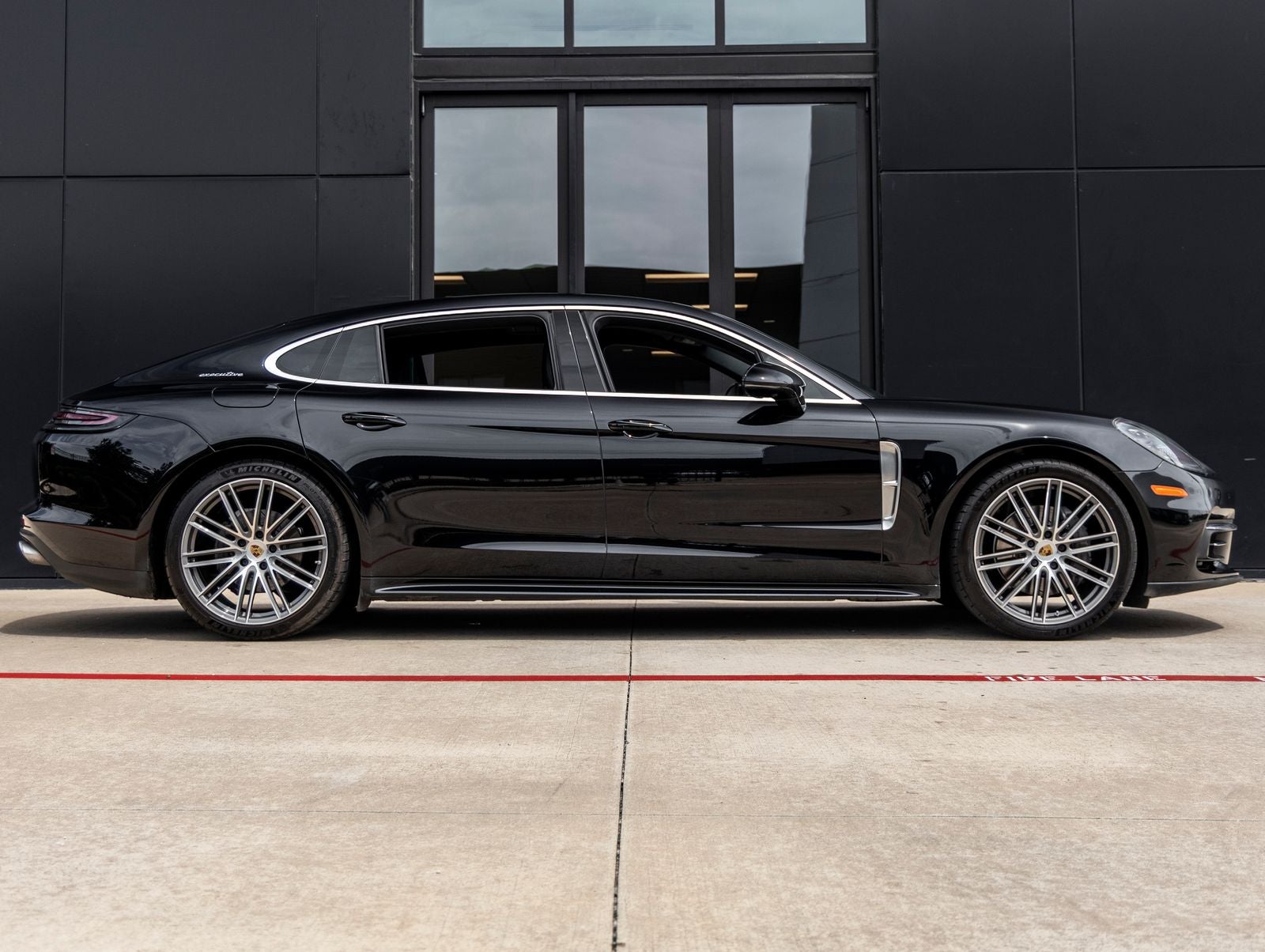 2020 Porsche Panamera 4S Executive
