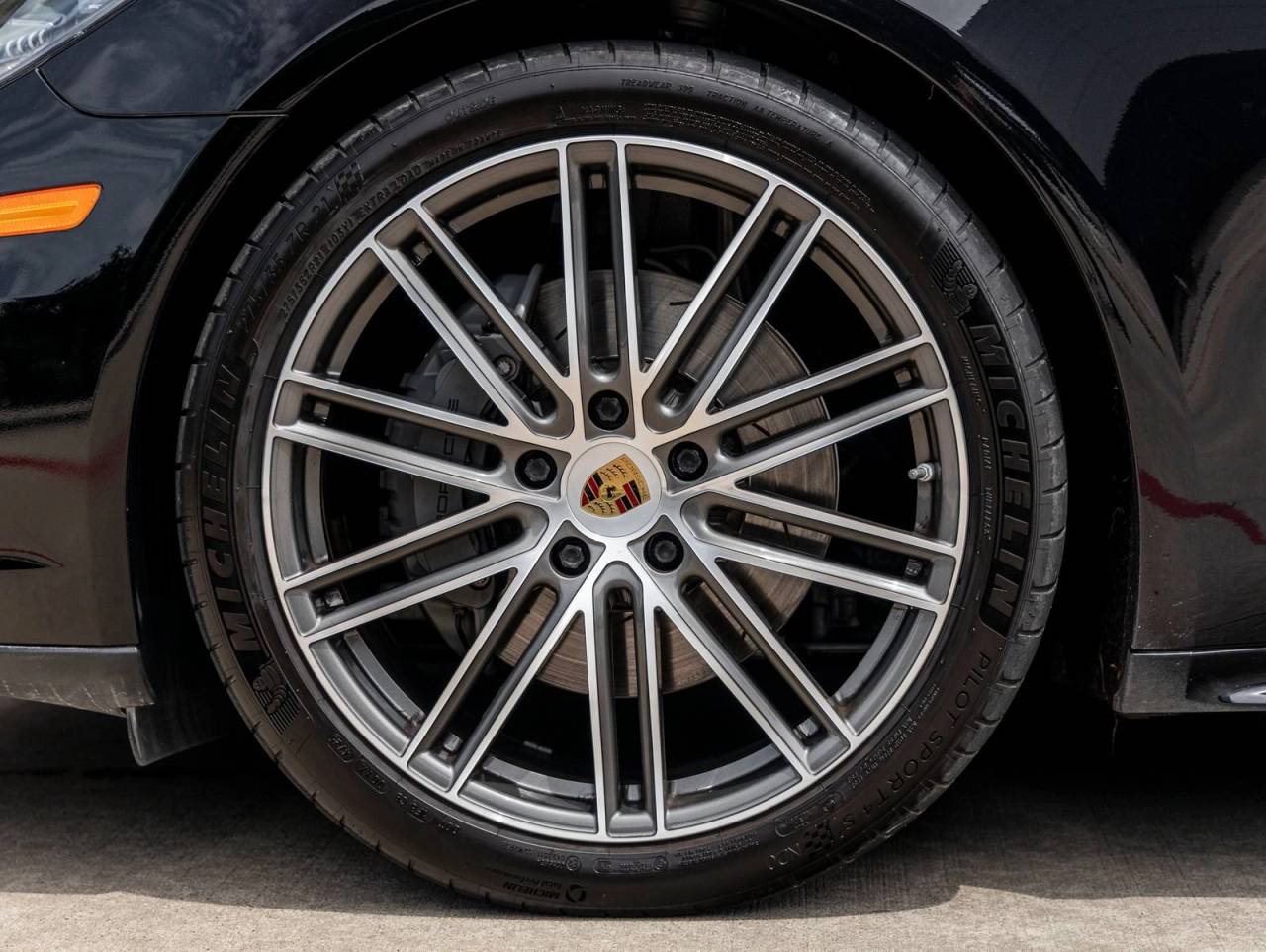 2020 Porsche Panamera Panamera 4S Executive