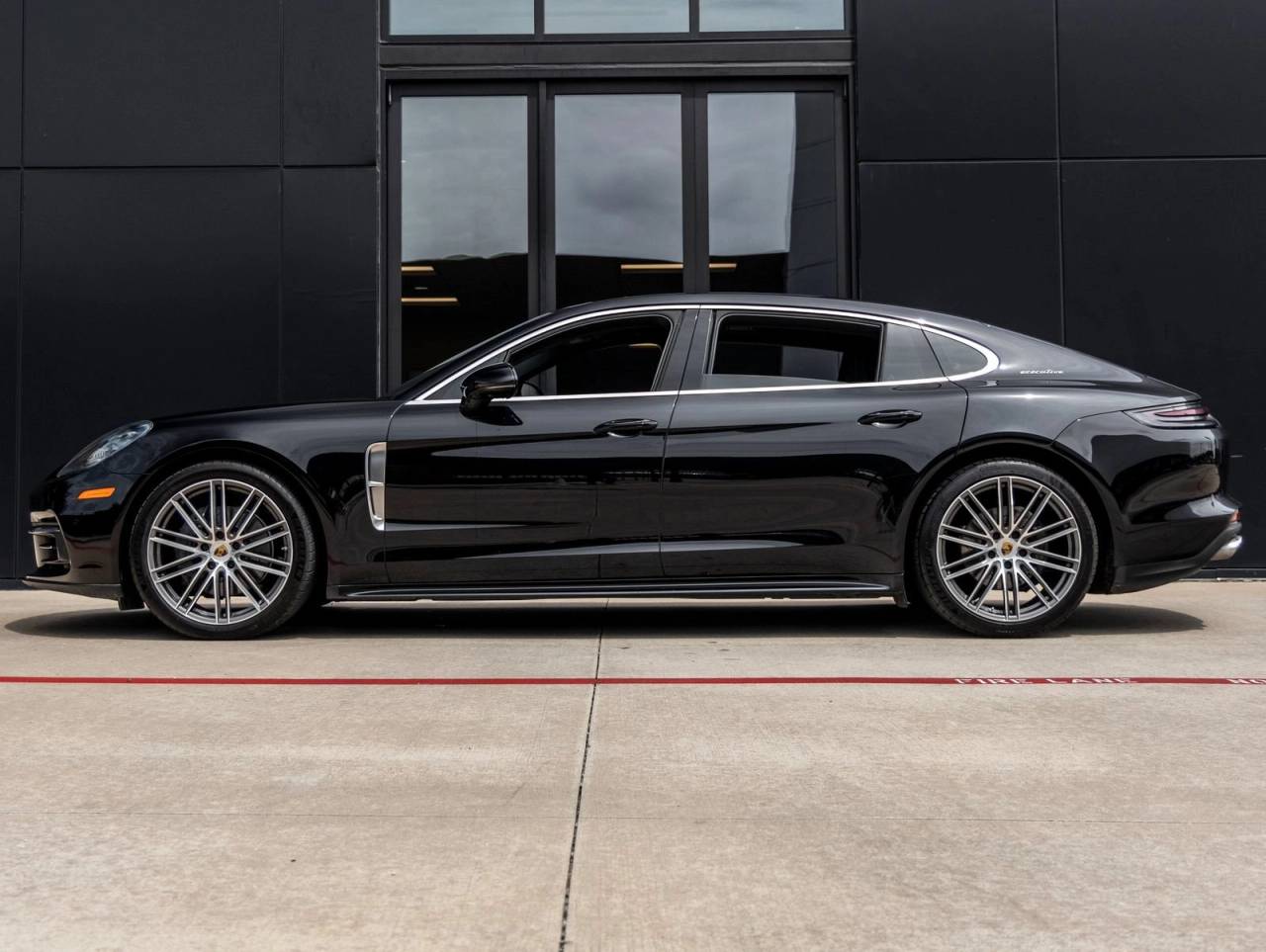 2020 Porsche Panamera Panamera 4S Executive