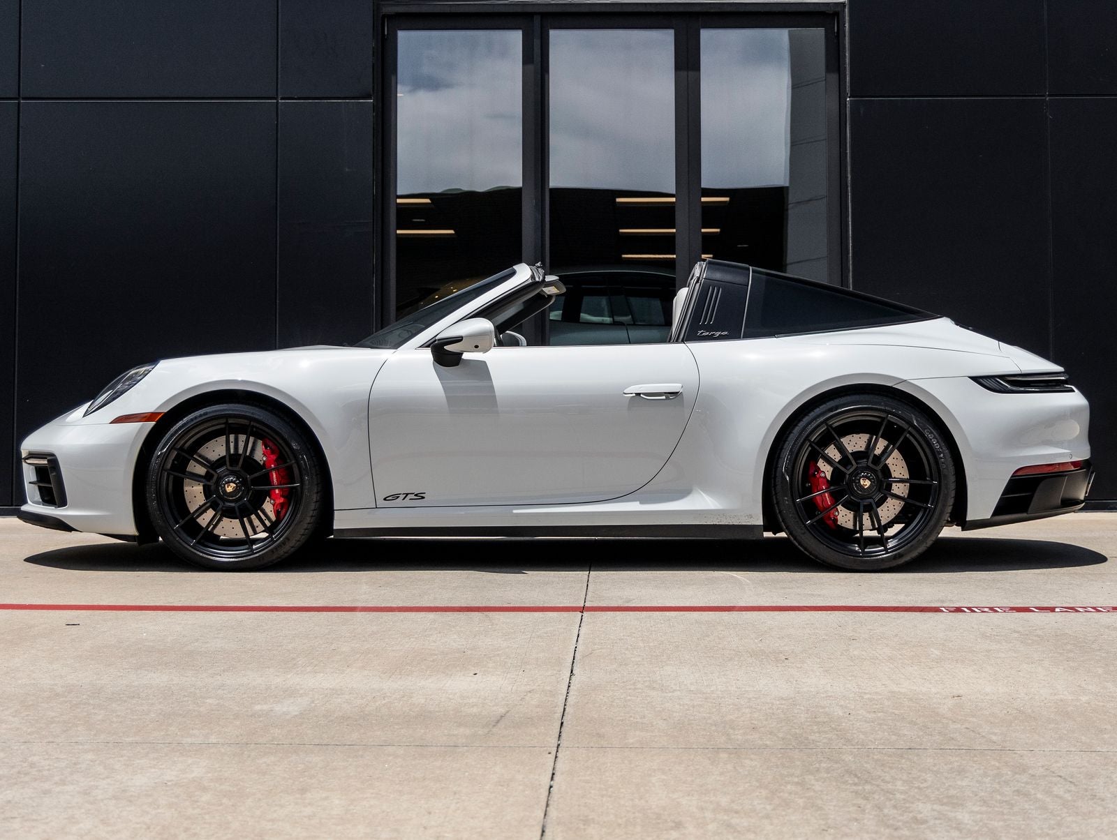 2022 Porsche 911 Targa 4 GTS
