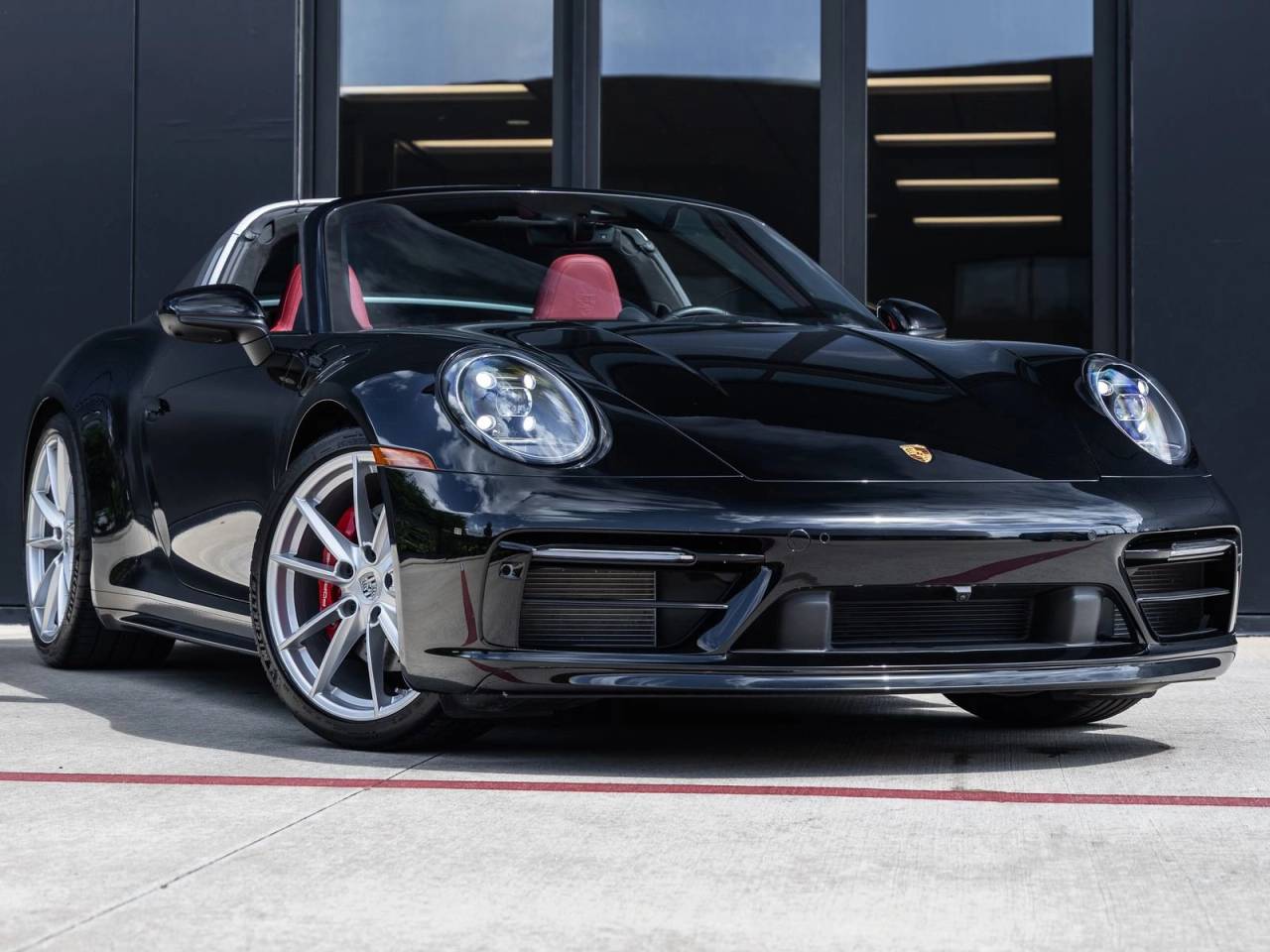 2024 Porsche 911 Targa 4S