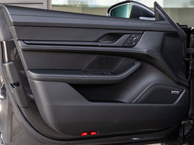 2026 Porsche Taycan Taycan 4S Cross Turismo