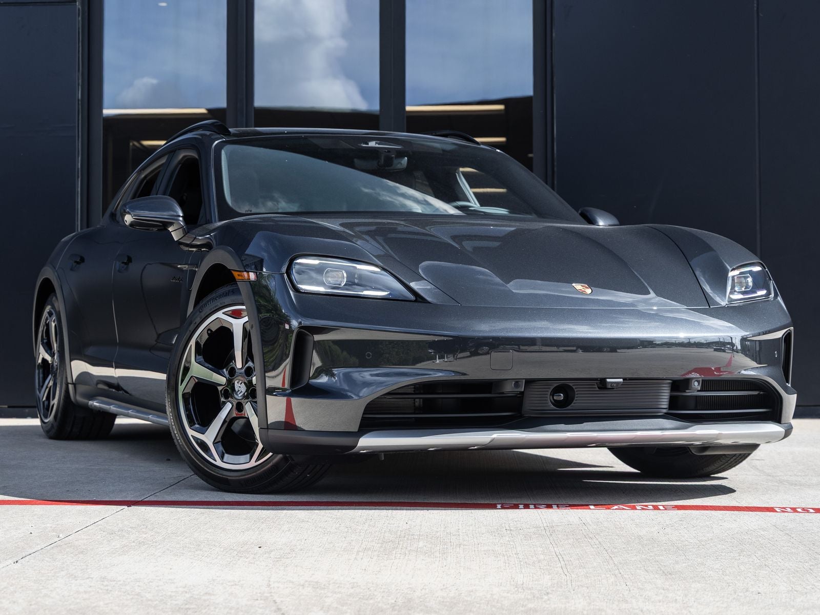 2026 Porsche Taycan Taycan 4S Cross Turismo