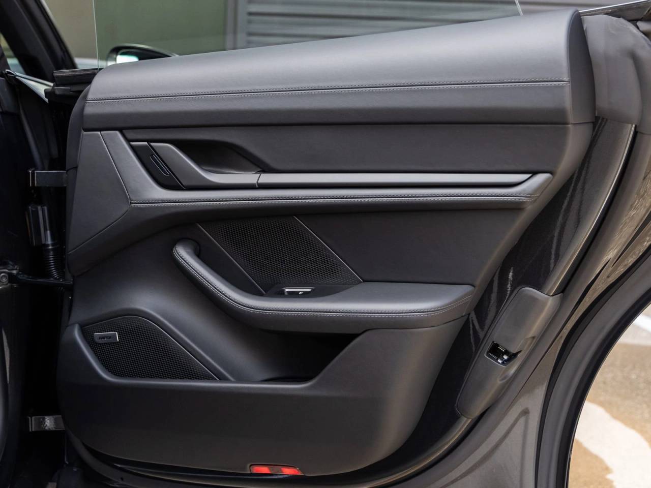 2026 Porsche Taycan Taycan 4S Cross Turismo