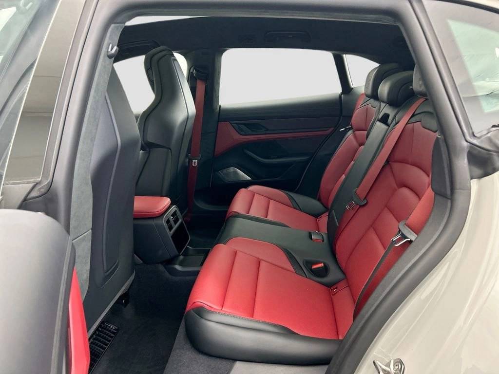 2026 Porsche Taycan Turbo Cross Turismo