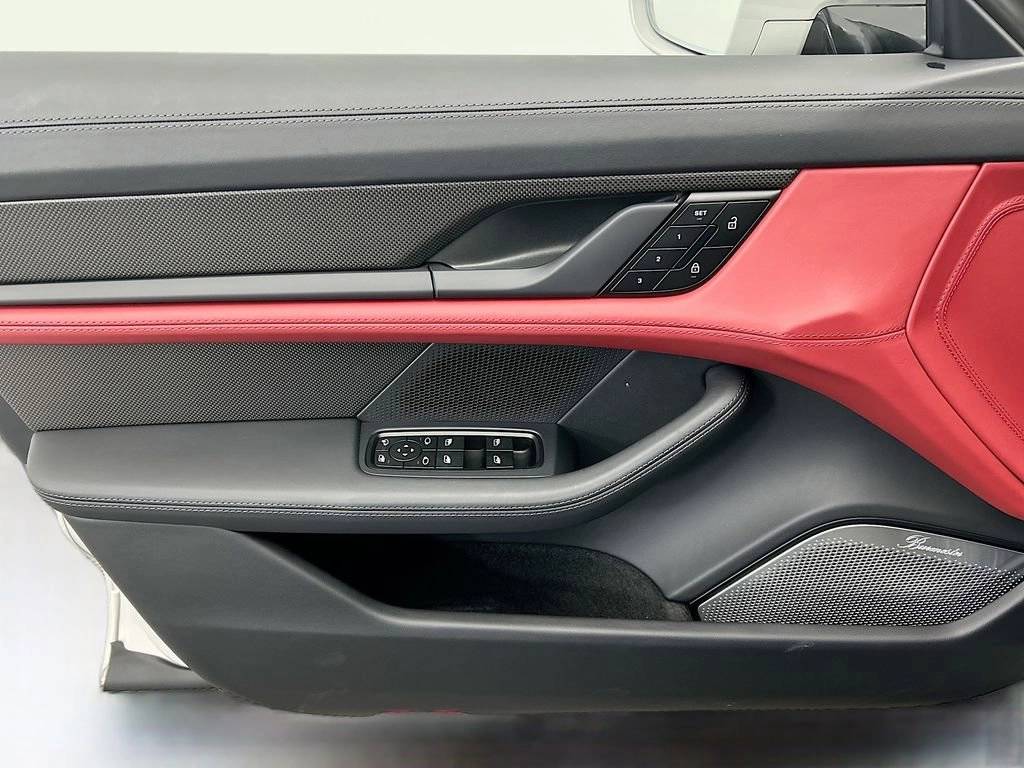 2026 Porsche Taycan Turbo Cross Turismo