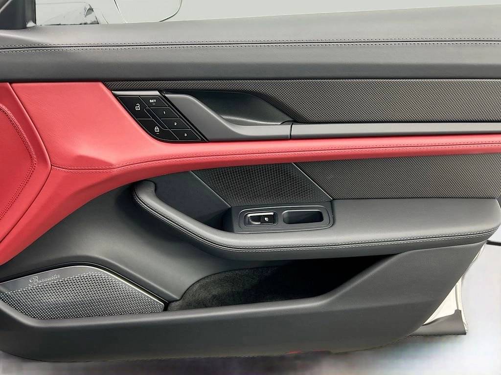 2026 Porsche Taycan Turbo Cross Turismo