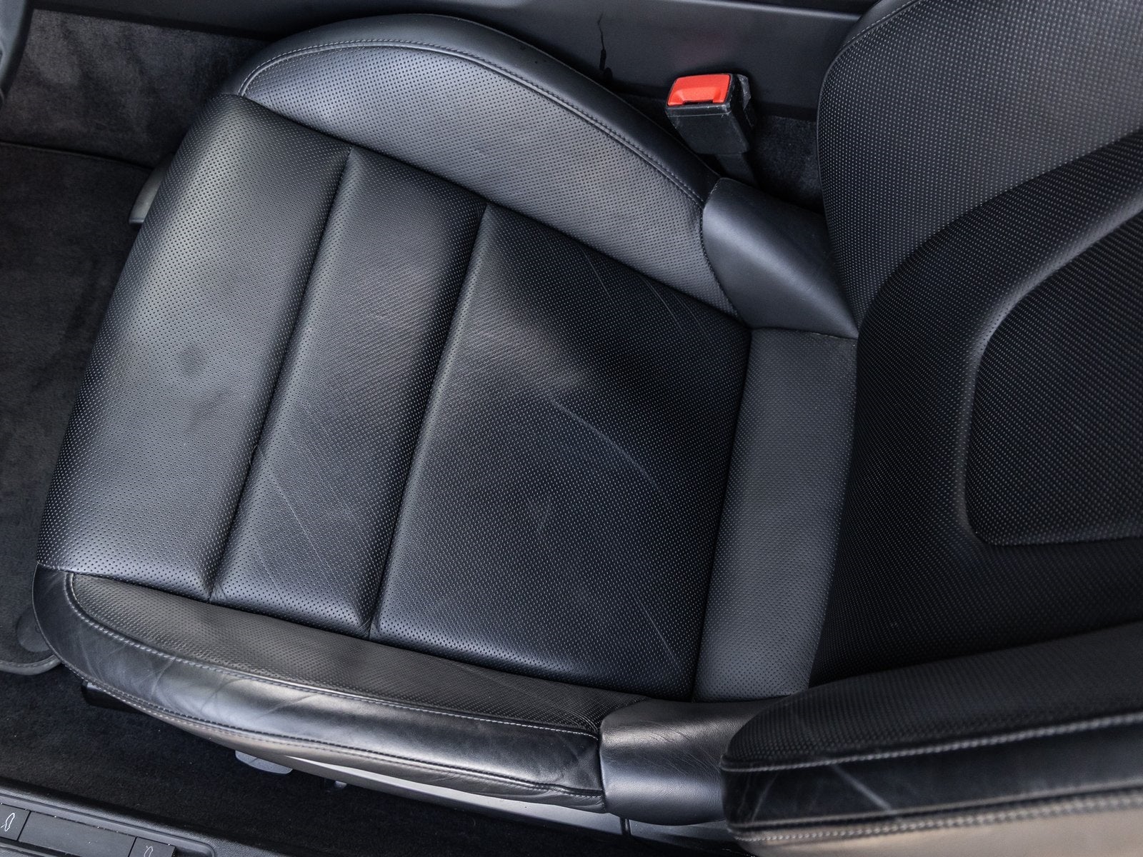 2022 Porsche 911 911 Carrera Cabriolet (MY22)