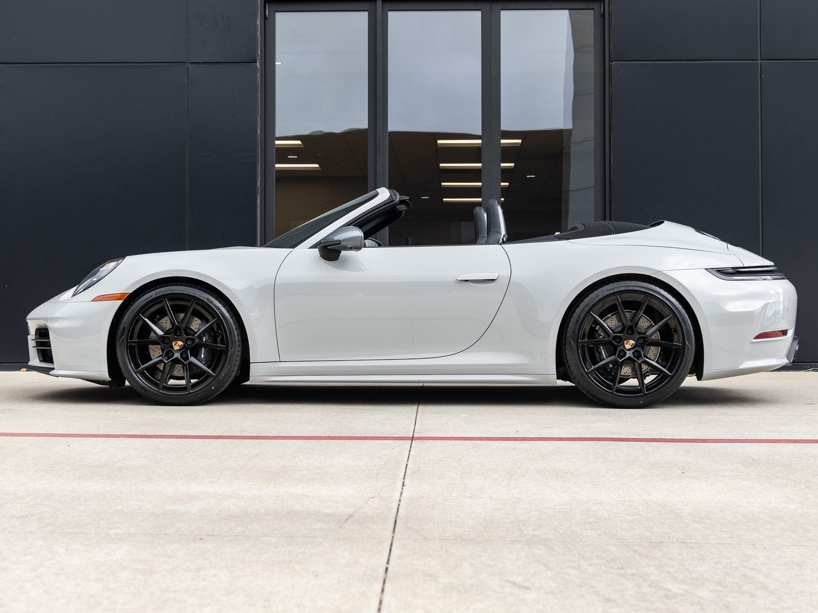 2026 Porsche 911 Carrera T Cabriolet