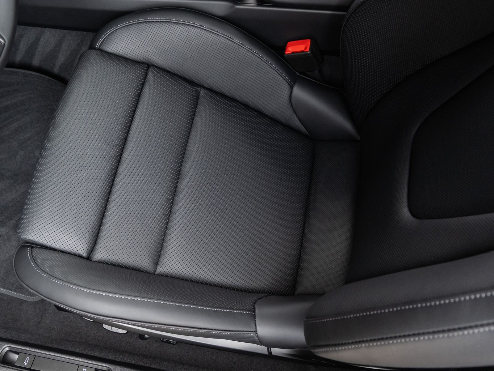 2026 Porsche 911 Carrera T Cabriolet