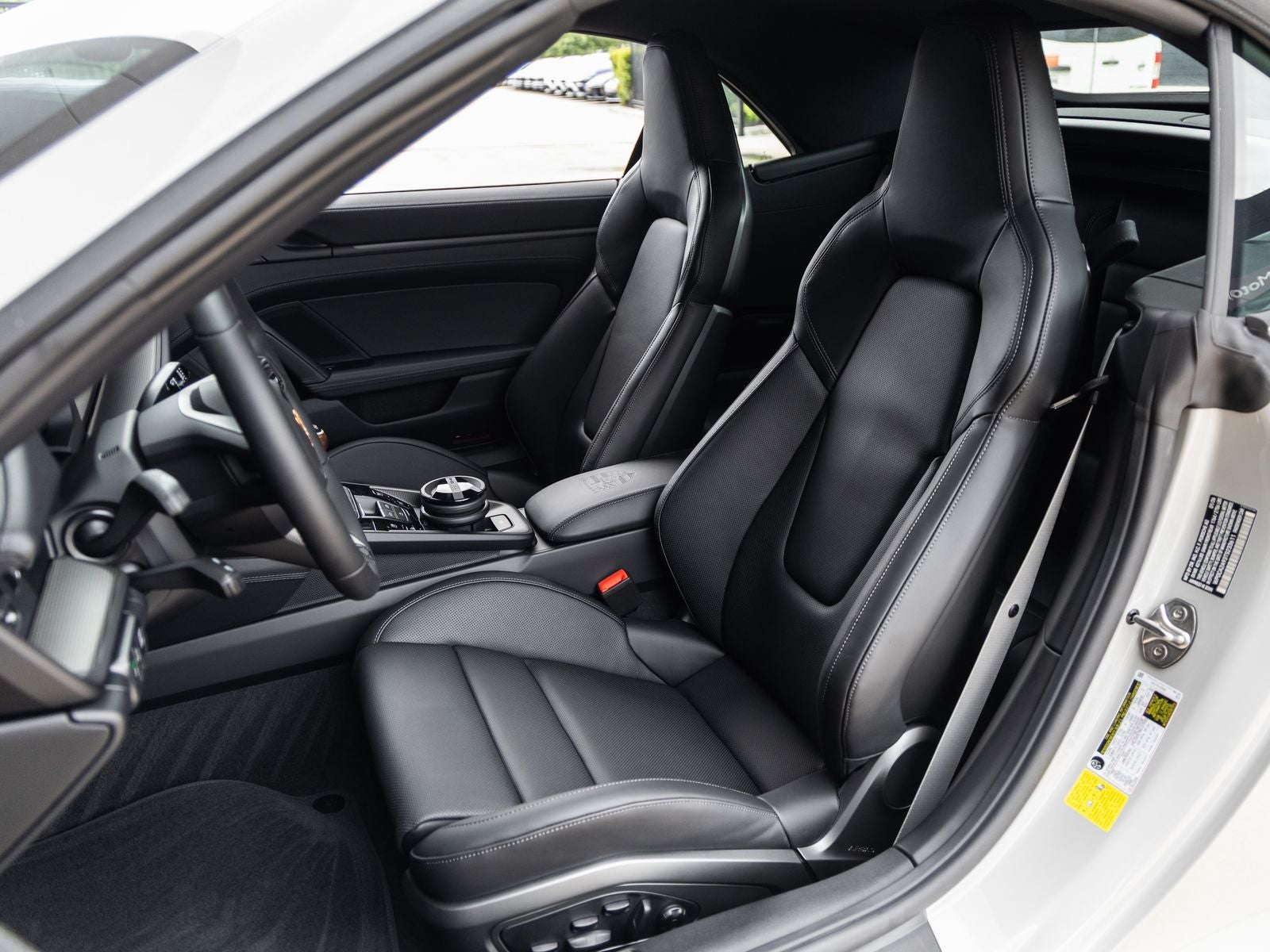 2026 Porsche 911 Carrera T Cabriolet