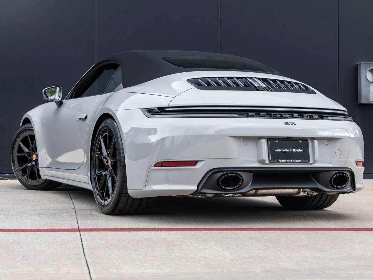 2026 Porsche 911 Carrera T Cabriolet
