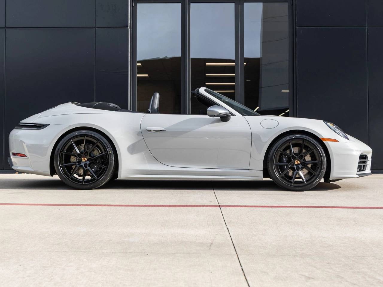 2026 Porsche 911 Carrera T Cabriolet