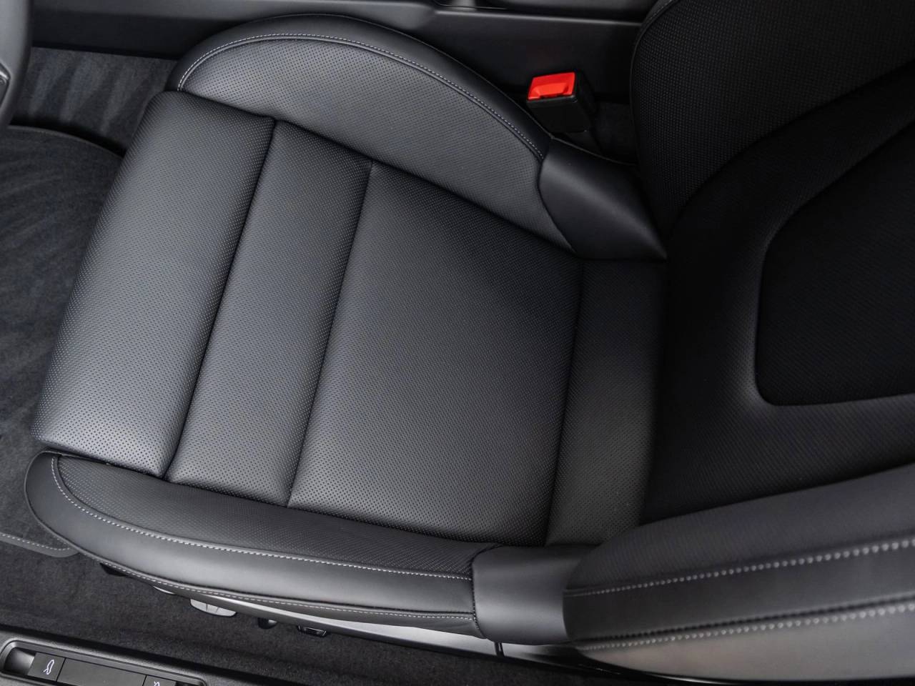 2026 Porsche 911 Carrera T Cabriolet