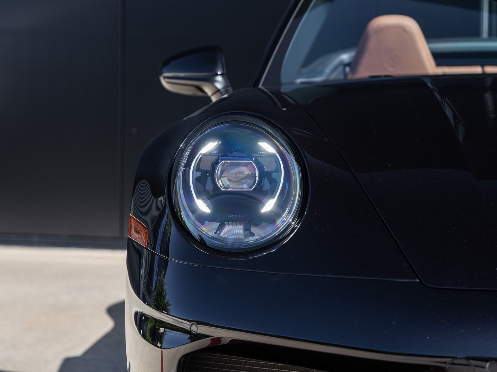 2025 Porsche 911 Carrera Cabriolet