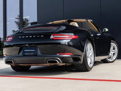 2017 Porsche 911 Carrera Cabriolet