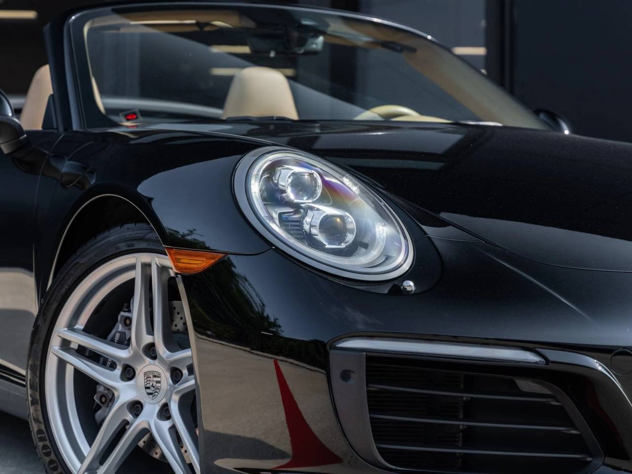 2017 Porsche 911 Carrera Cabriolet