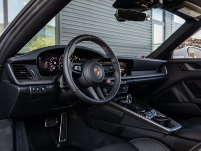 2026 Porsche 911 Carrera Cabriolet