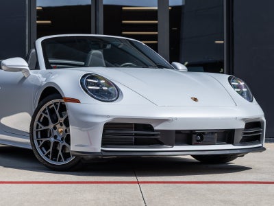 2026 Porsche 911 Carrera Cabriolet