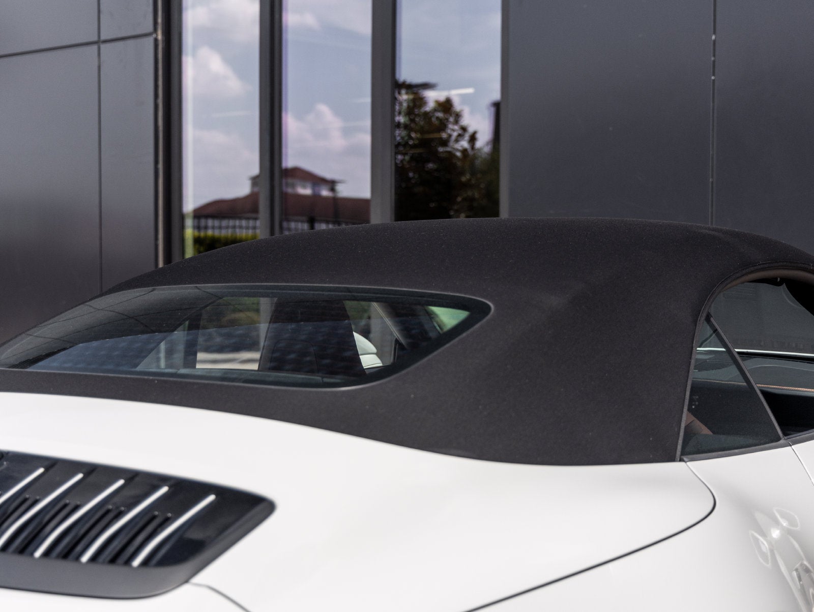 2026 Porsche 911 Carrera Cabriolet