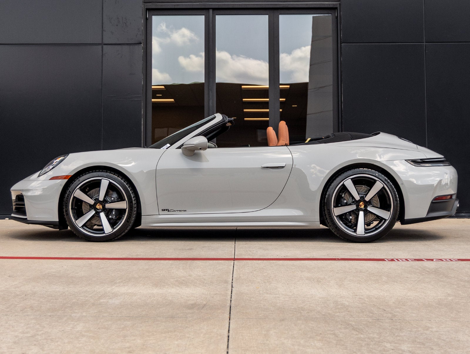 2026 Porsche 911 Carrera Cabriolet