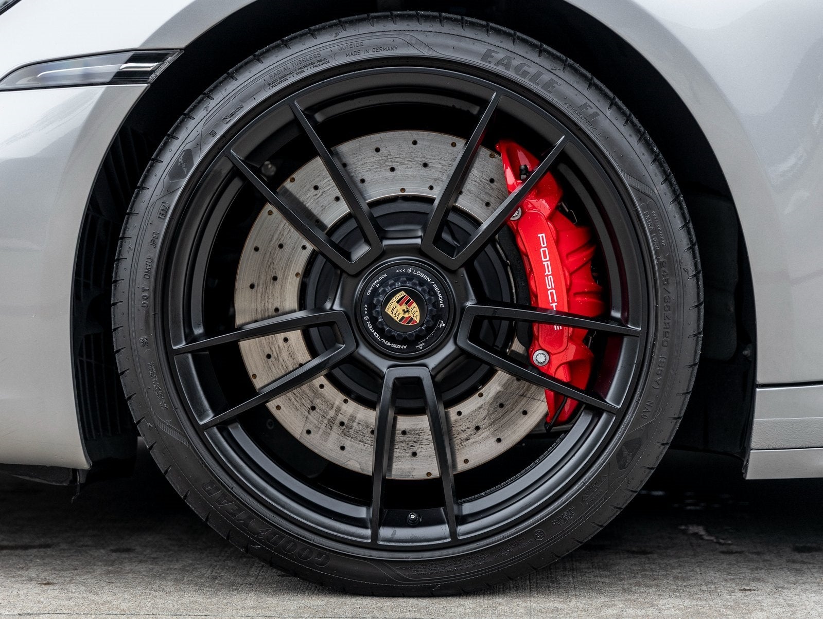 2022 Porsche 911 911 Carrera GTS Cabriolet (MY22)