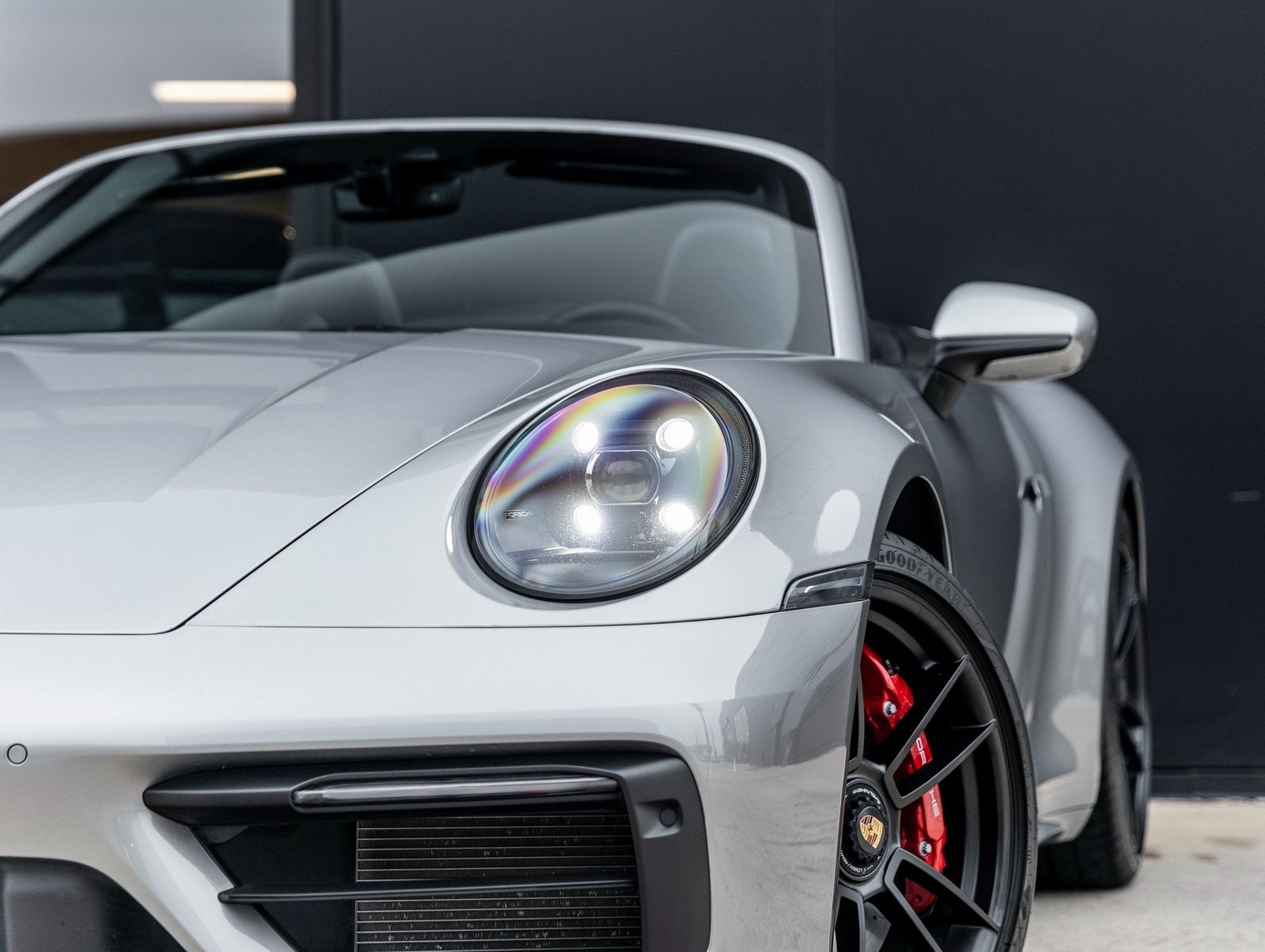 2022 Porsche 911 911 Carrera GTS Cabriolet (MY22)