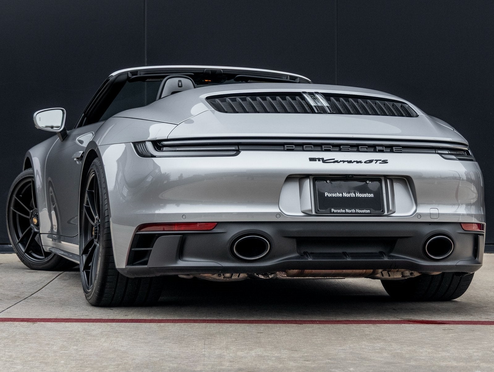 2022 Porsche 911 911 Carrera GTS Cabriolet (MY22)