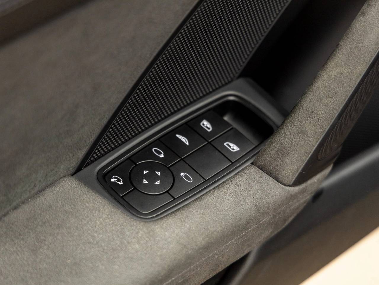 2022 Porsche 911 911 Carrera GTS Cabriolet (MY22)