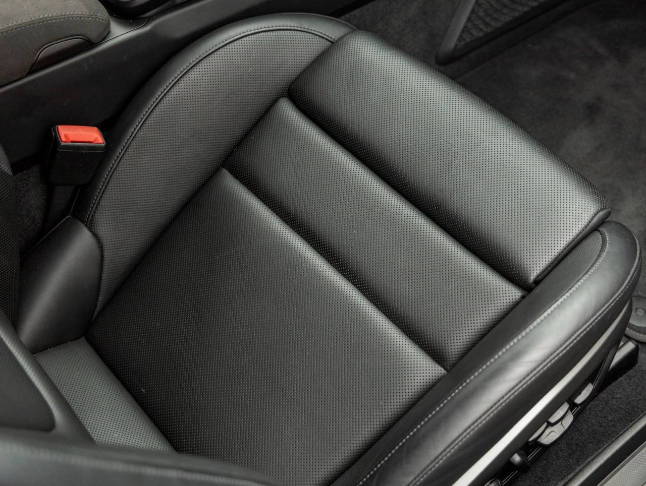 2022 Porsche 911 911 Carrera GTS Cabriolet (MY22)