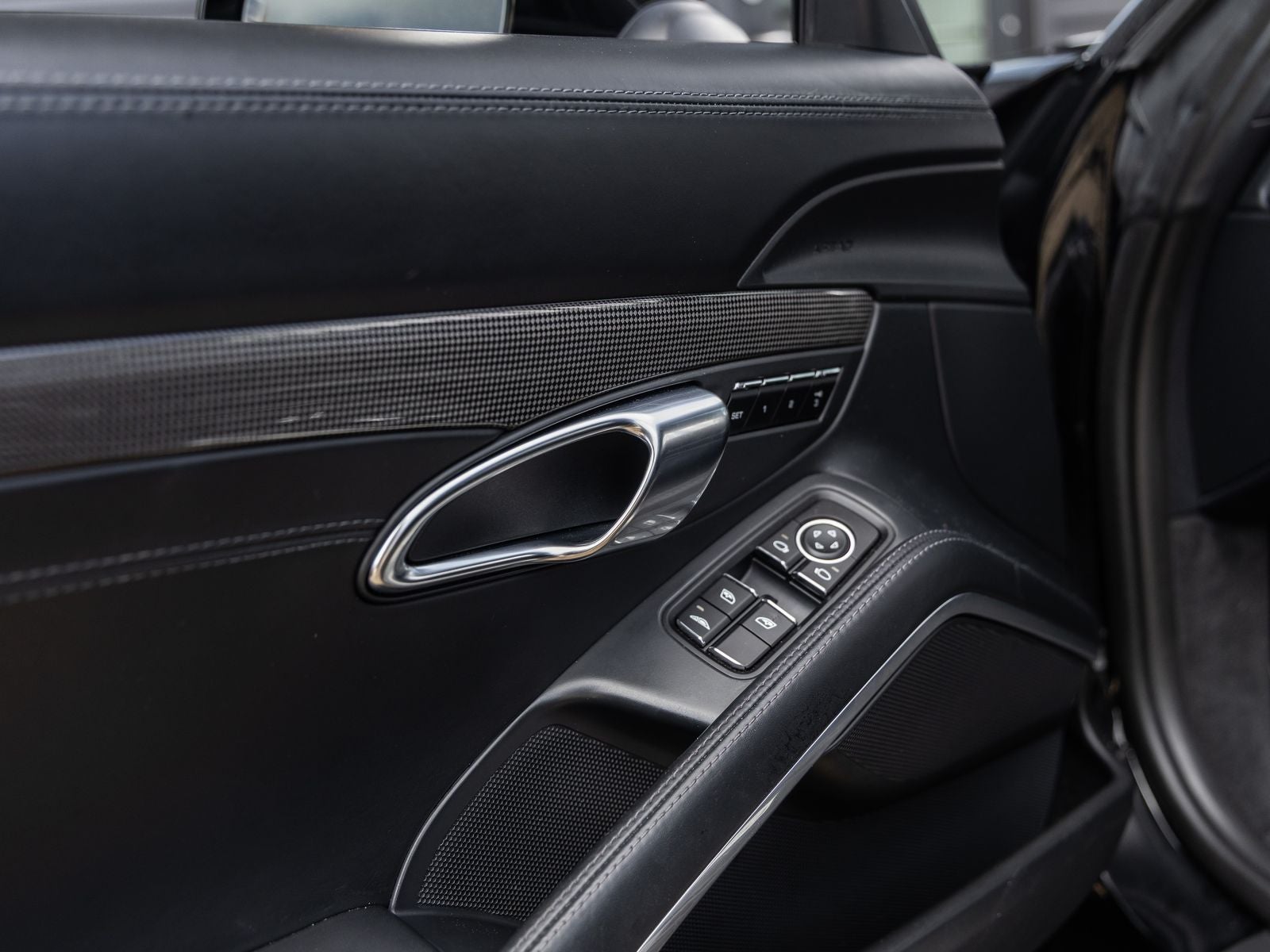 2013 Porsche 911 Carrera 4S Cabriolet
