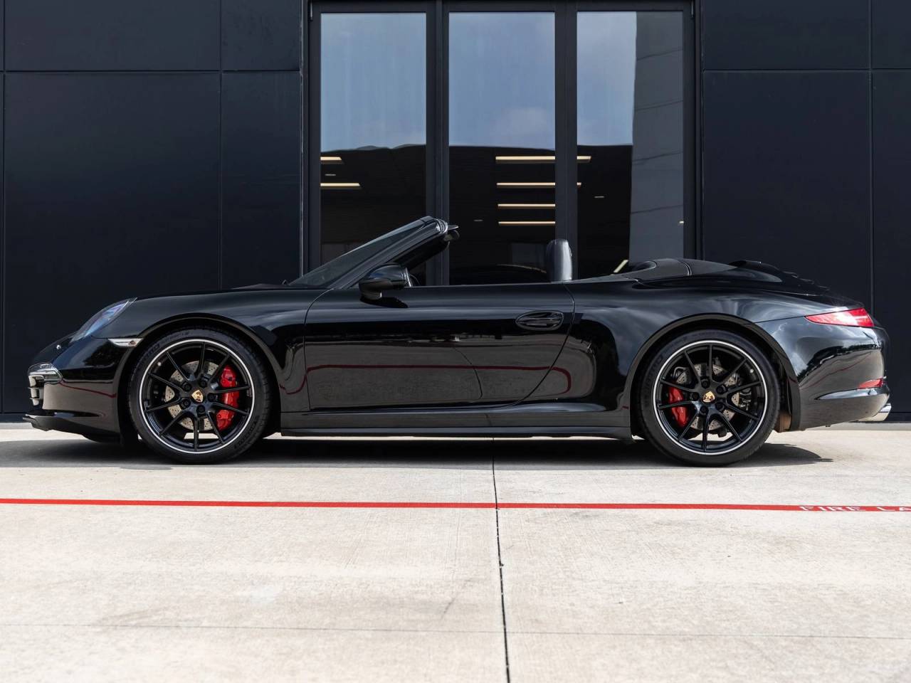 2013 Porsche 911 911 Carrera 4S Cabriolet