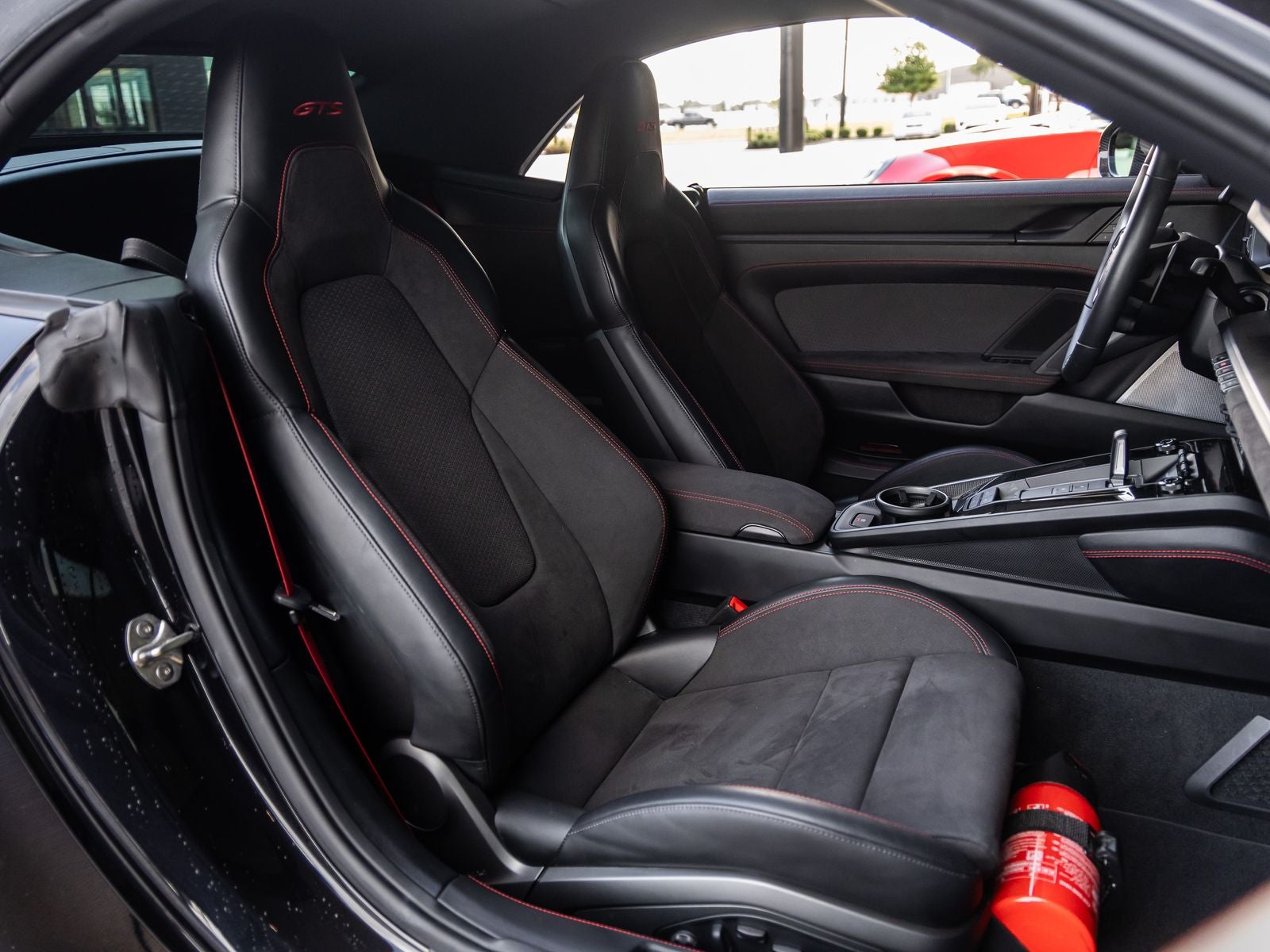 2026 Porsche 911 Carrera 4 GTS Cabriolet