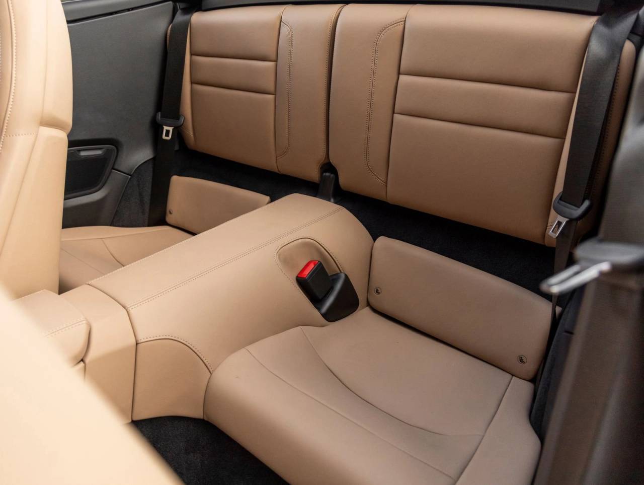 2021 Porsche 911 Carrera 4S Cabriolet