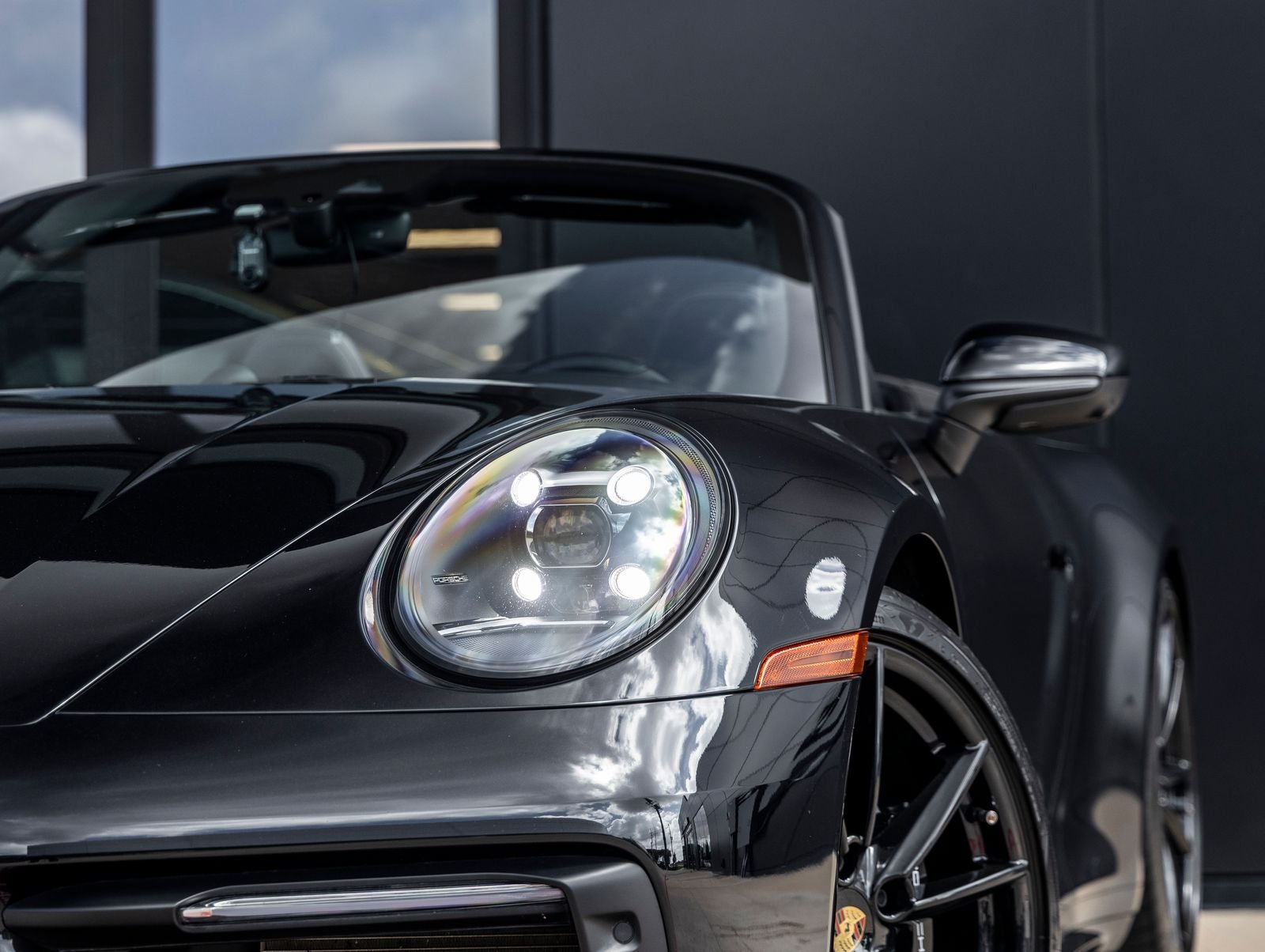 2020 Porsche 911 Carrera 4S Cabriolet