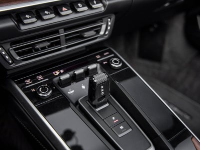2020 Porsche 911 Carrera 4S Cabriolet