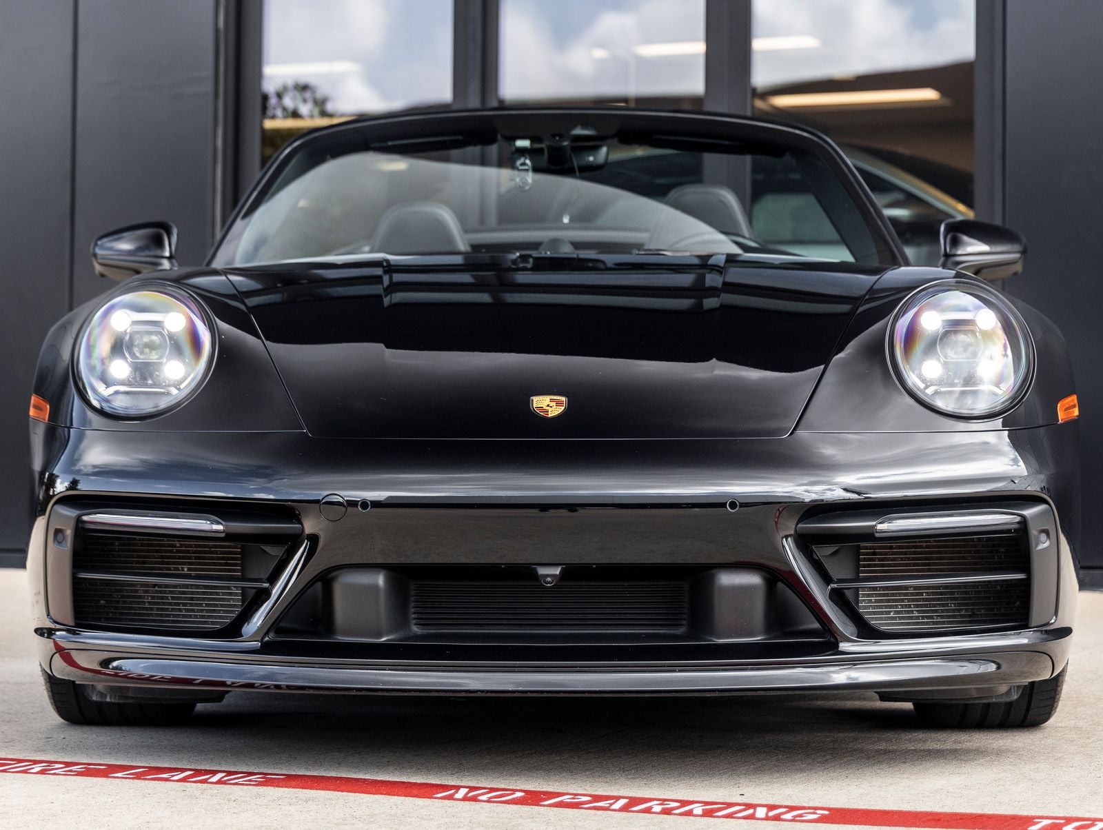 2020 Porsche 911 Carrera 4S Cabriolet