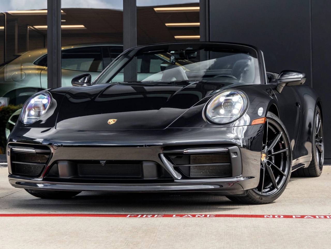 2020 Porsche 911 Carrera 4S Cabriolet