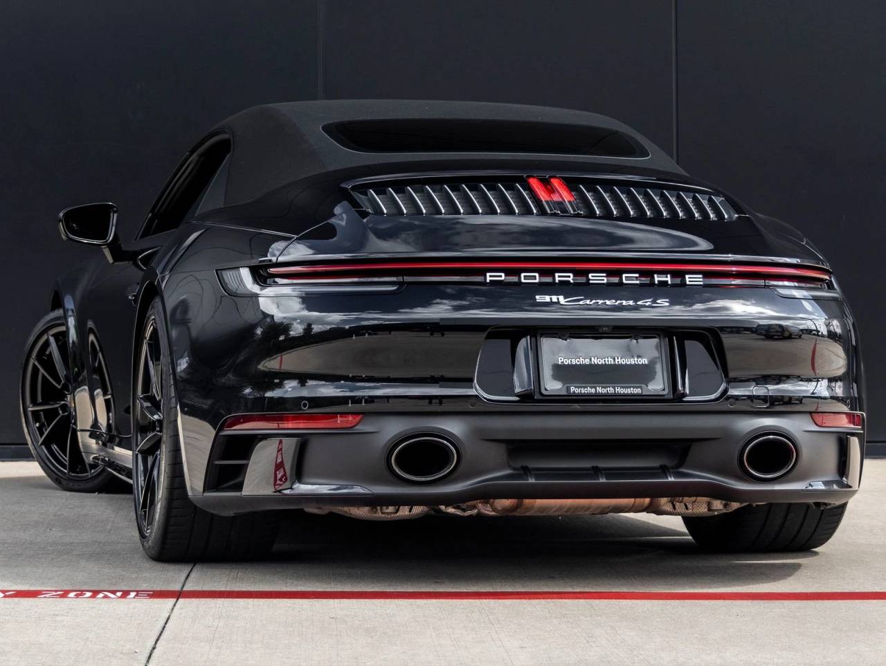 2020 Porsche 911 Carrera 4S Cabriolet