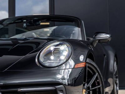 2020 Porsche 911 Carrera 4S Cabriolet