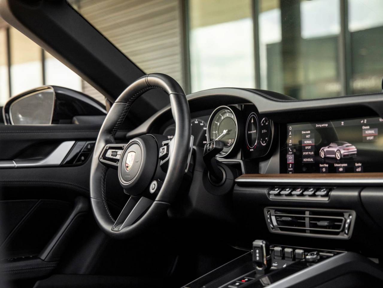 2020 Porsche 911 Carrera 4S Cabriolet
