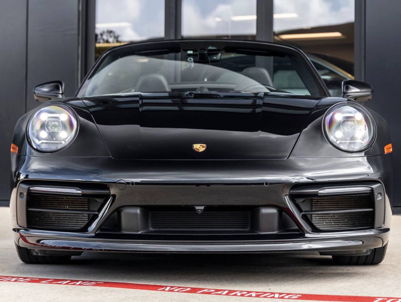 2020 Porsche 911 Carrera 4S Cabriolet