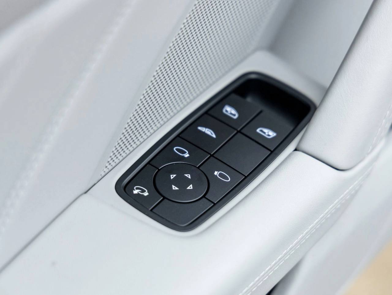 2023 Porsche 911 911 Turbo S Cabriolet (MY23)