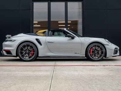 2021 Porsche 911 Turbo Cabriolet