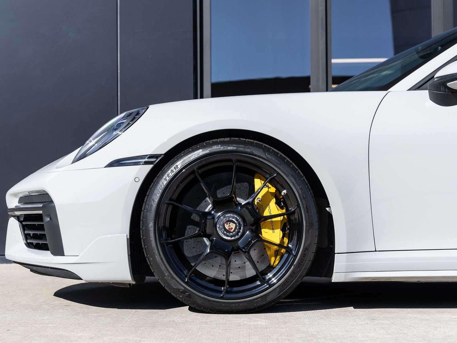 2022 Porsche 911 911 Turbo S Cabriolet (MY22)