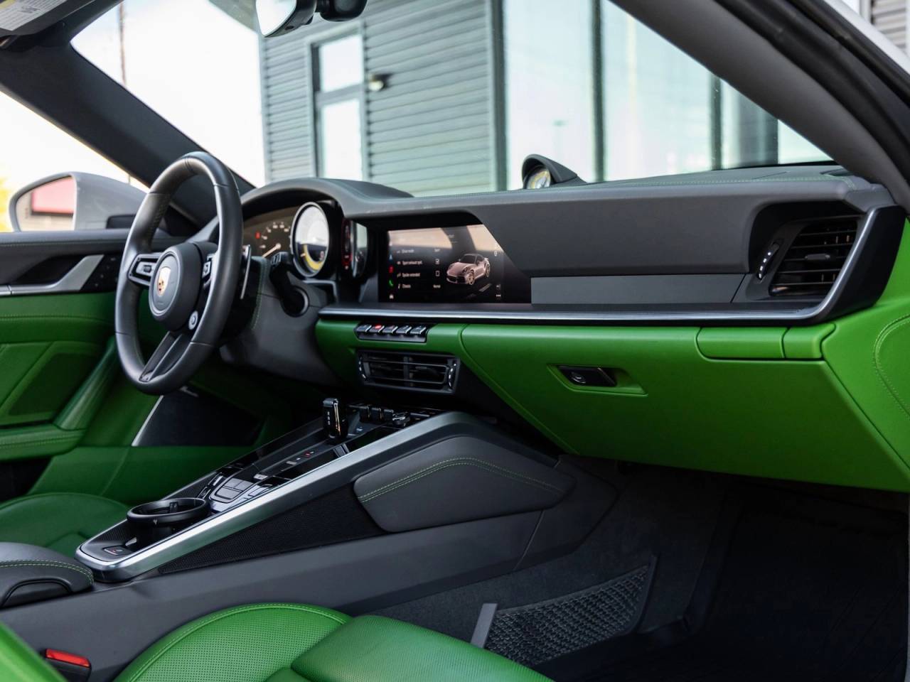 2022 Porsche 911 911 Turbo S Cabriolet (MY22)