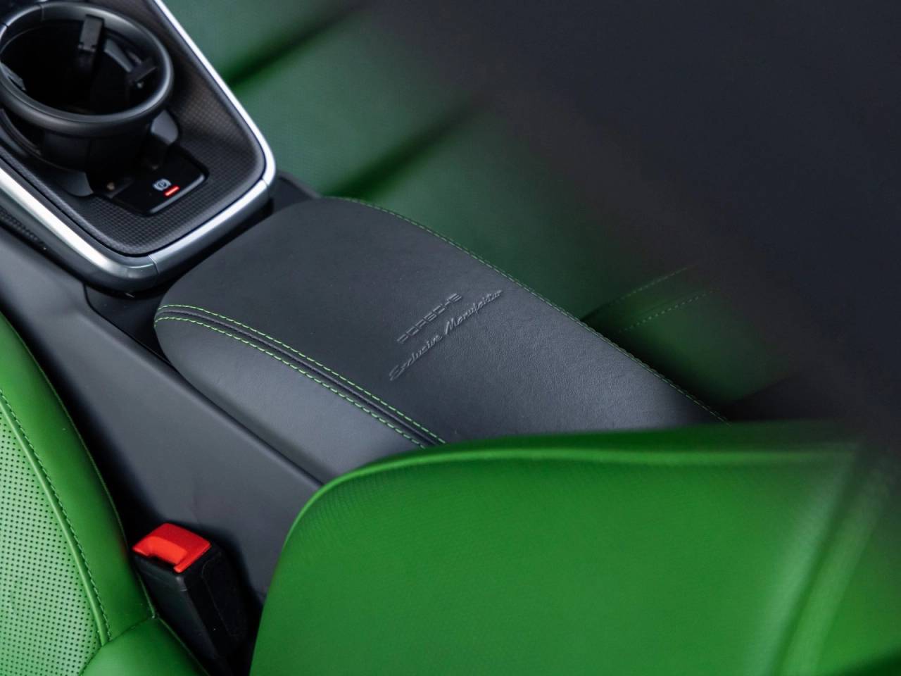 2022 Porsche 911 911 Turbo S Cabriolet (MY22)