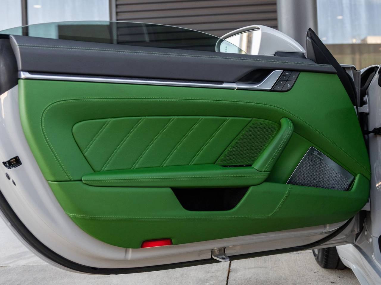 2022 Porsche 911 911 Turbo S Cabriolet (MY22)