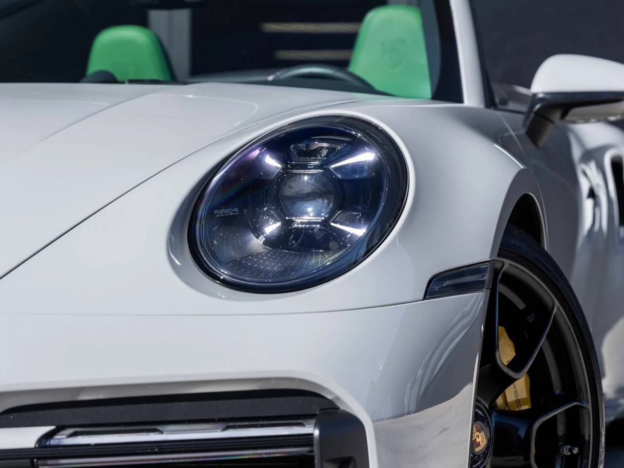 2022 Porsche 911 911 Turbo S Cabriolet (MY22)