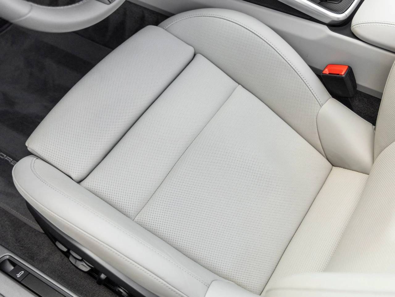 2025 Porsche 911 911 Turbo S Cabriolet